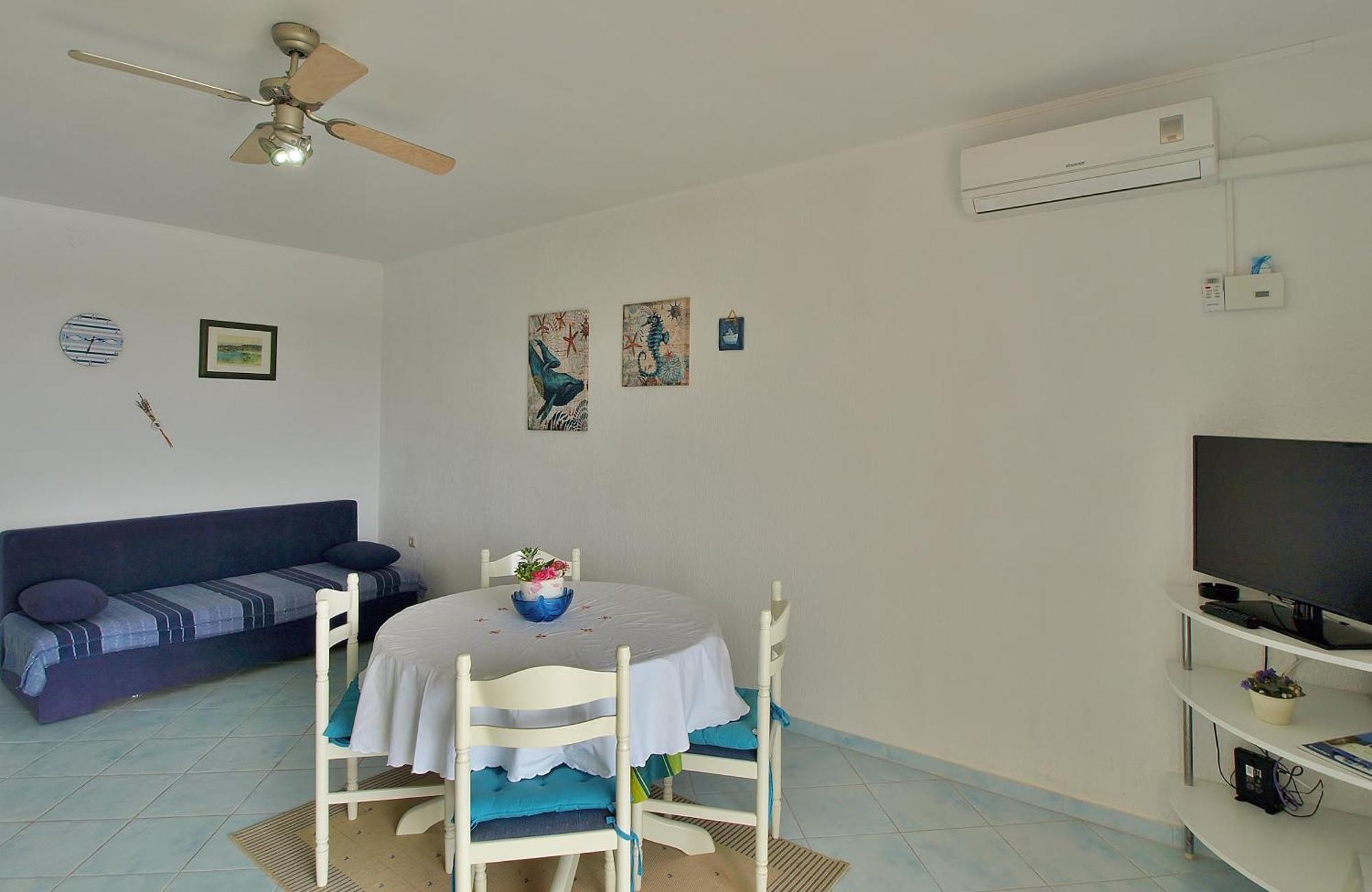 Apartments Eufemija Rab Town Extérieur photo